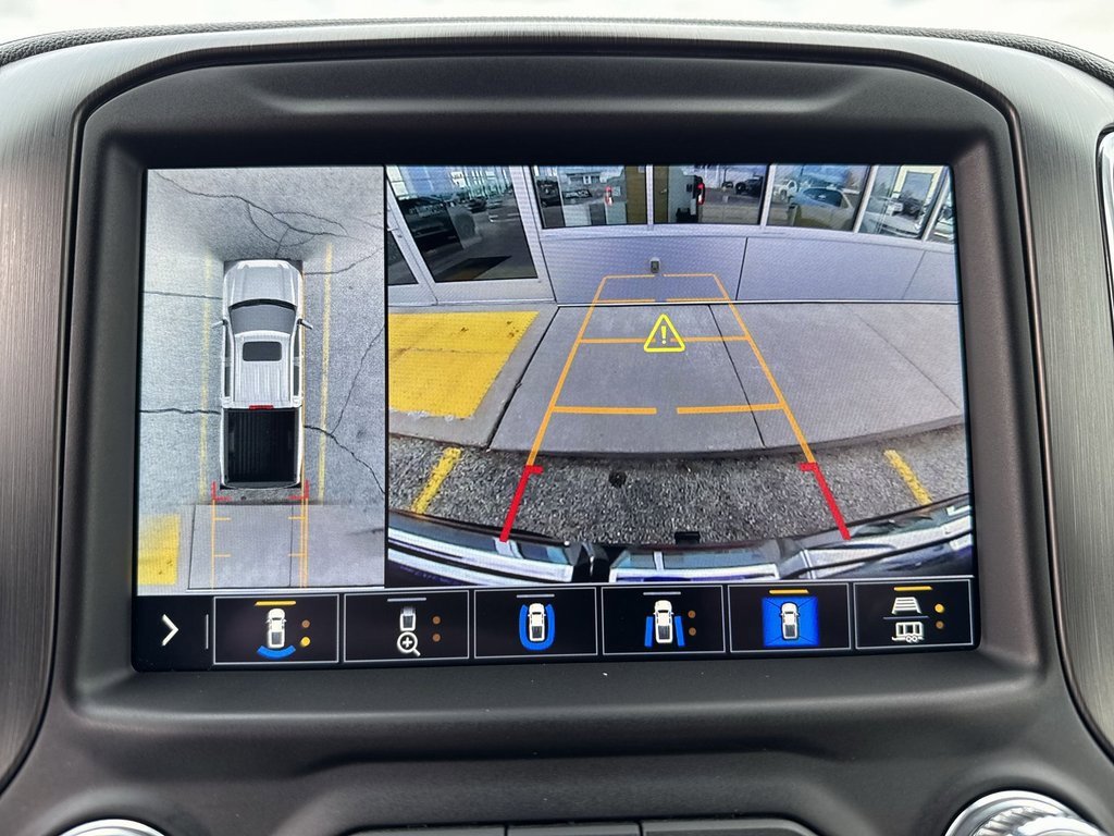 Certified 2021 GMC Sierra 1500 AT4 w/ AT4 Premium Package image 14