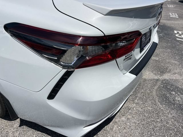 Used 2023 Toyota Camry SE w/ Convenience Package FWD image 12