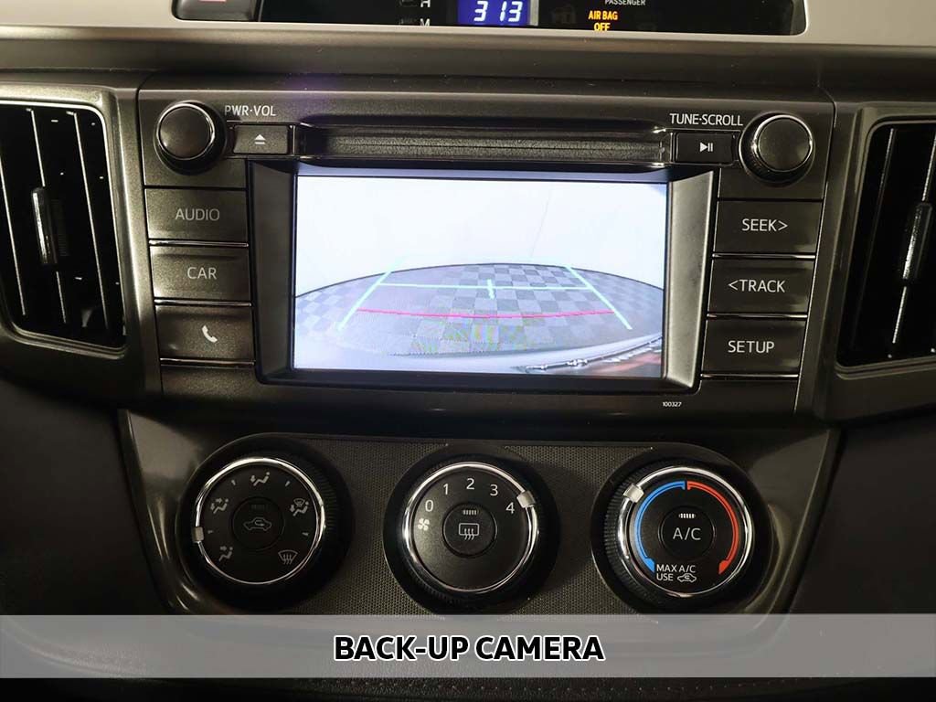 Used 2015 Toyota RAV4 LE AWD/4WD image 3