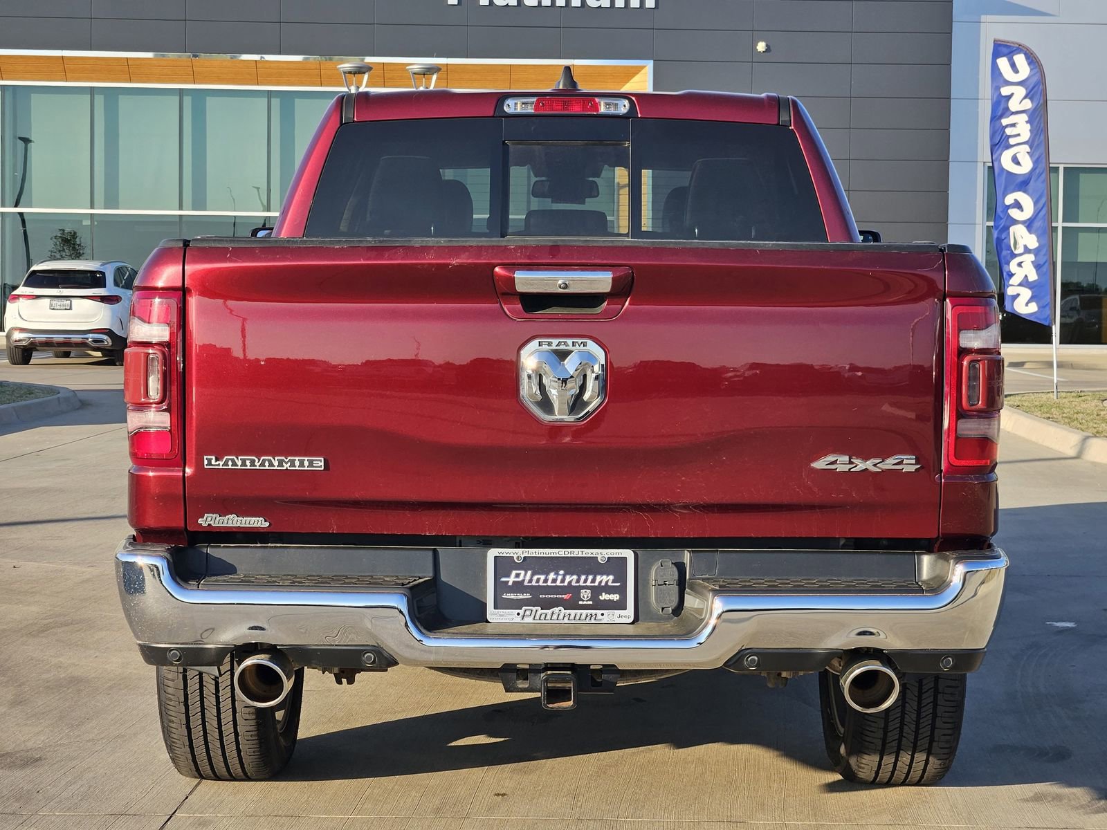 Used 2020 RAM 1500 Laramie AWD/4WD image 8
