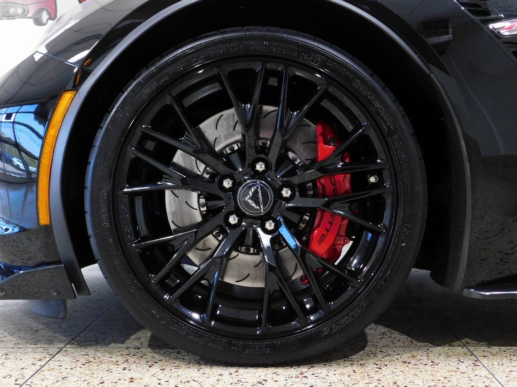 Used 2018 Chevrolet Corvette Z06 image 35