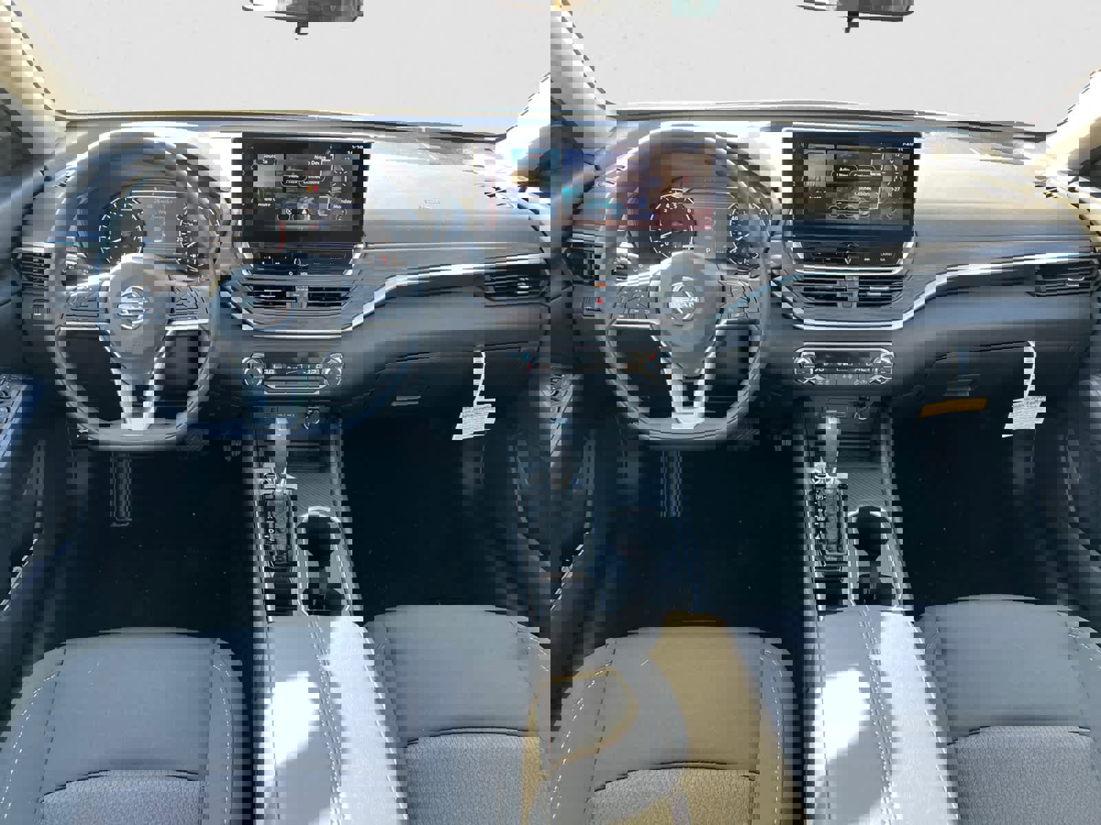 New 2025 Nissan Altima 2.5 SV image 12