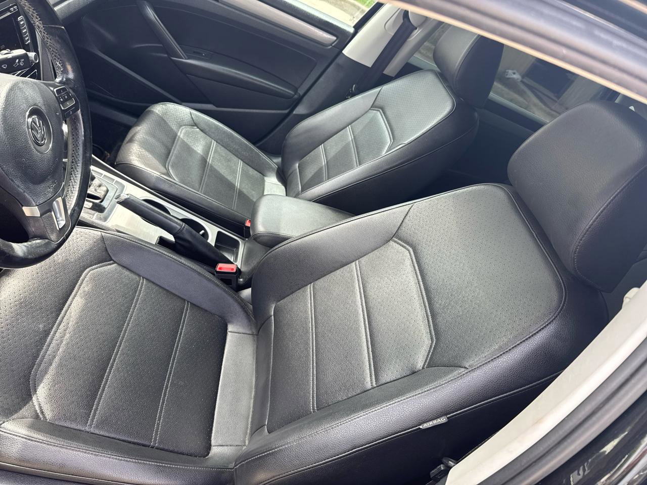 Used 2015 Volkswagen Passat TDI SE FWD image 21