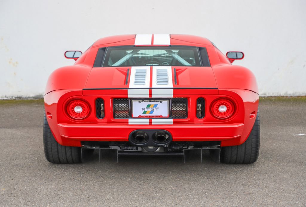 Used 2006 Ford GT RWD image 21