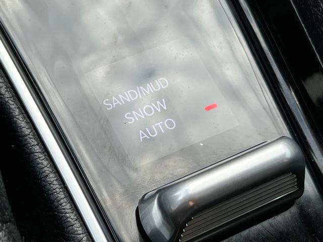 Used 2022 Jeep Compass Limited image 30