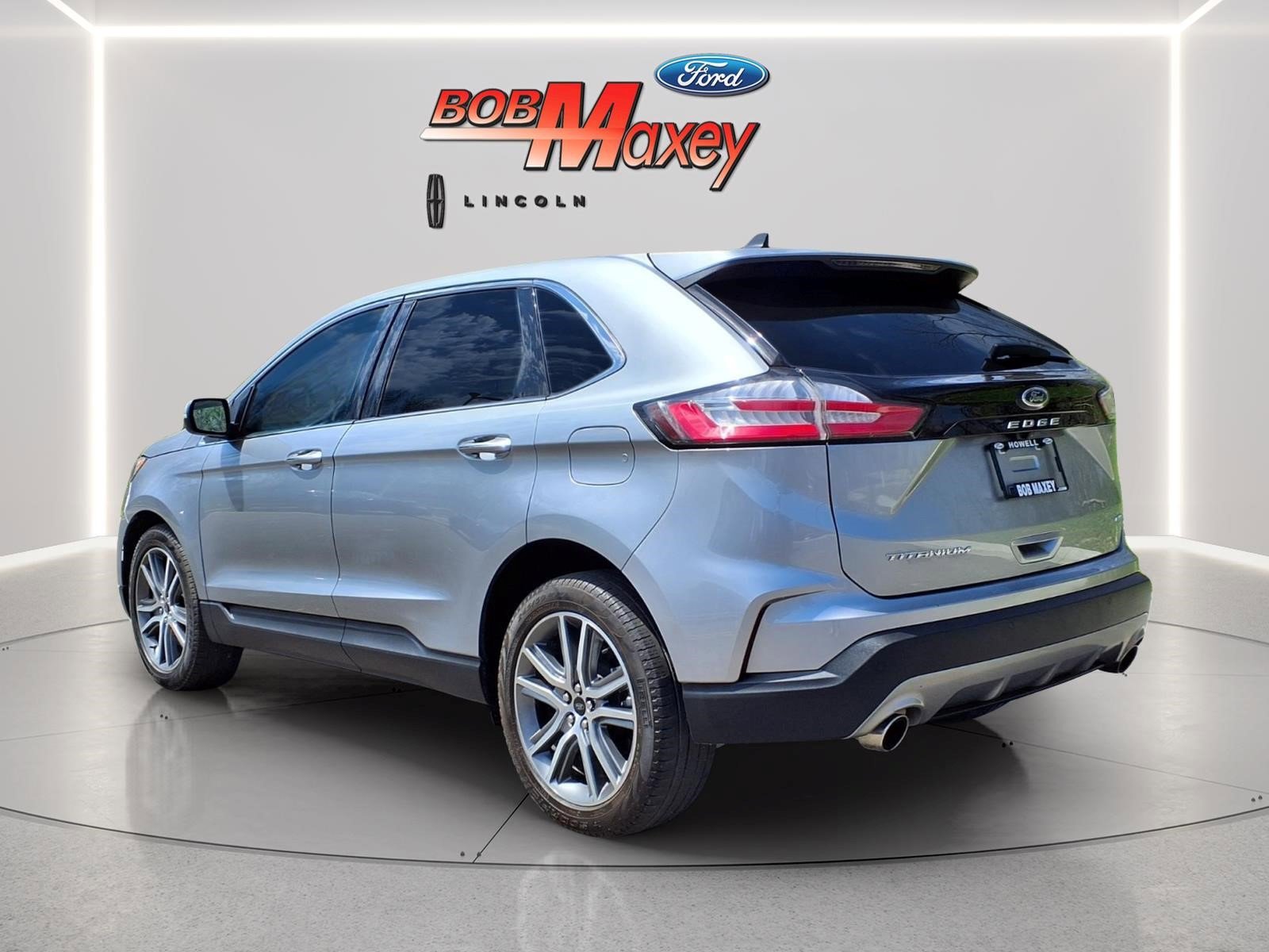 Used 2024 Ford Edge Titanium AWD/4WD image 7