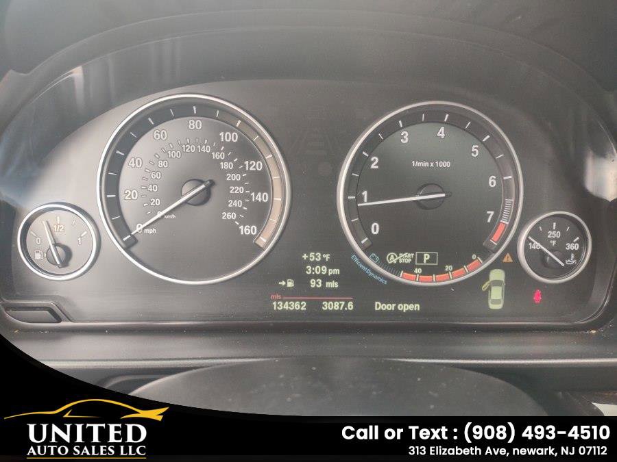 Used 2013 BMW 528i xDrive Sedan AWD/4WD image 12