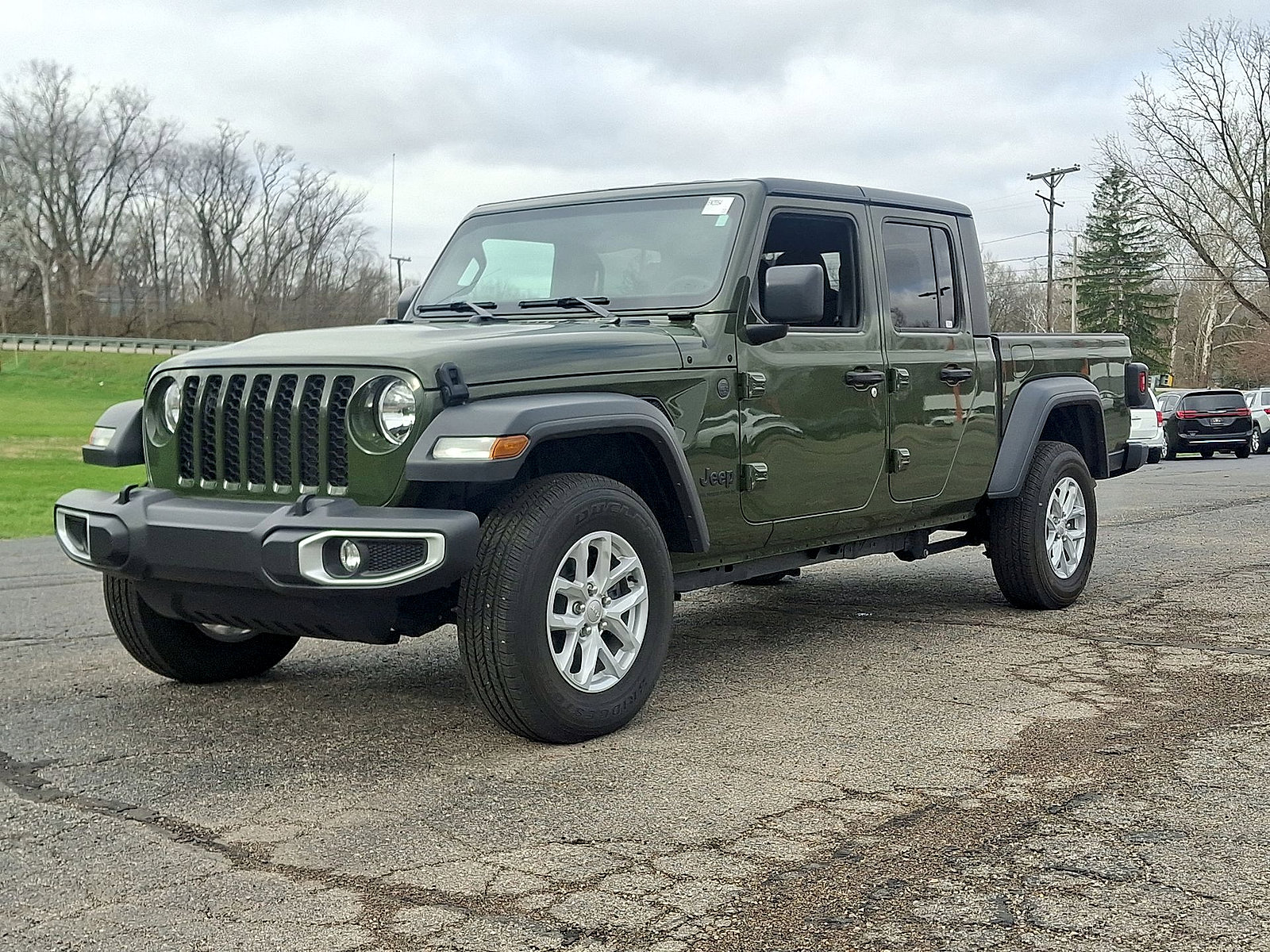 New 2023 Jeep Gladiator Sport AWD/4WD image 10