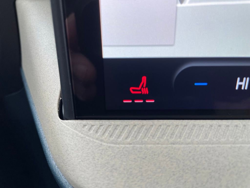 New 2026 Ford Maverick Lariat image 12