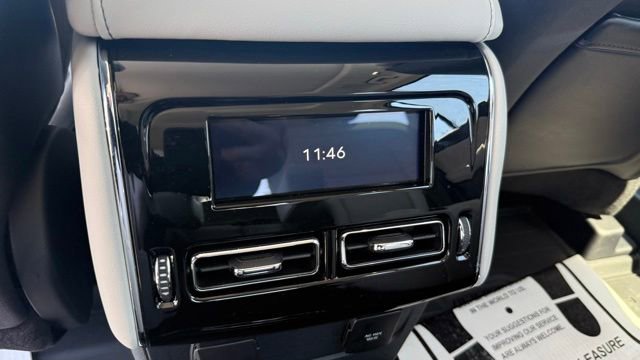 Used 2026 Lincoln Aviator Reserve AWD/4WD image 23