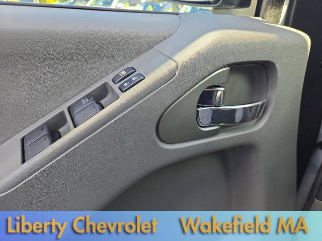 Used 2015 Nissan Frontier SV AWD/4WD image 15