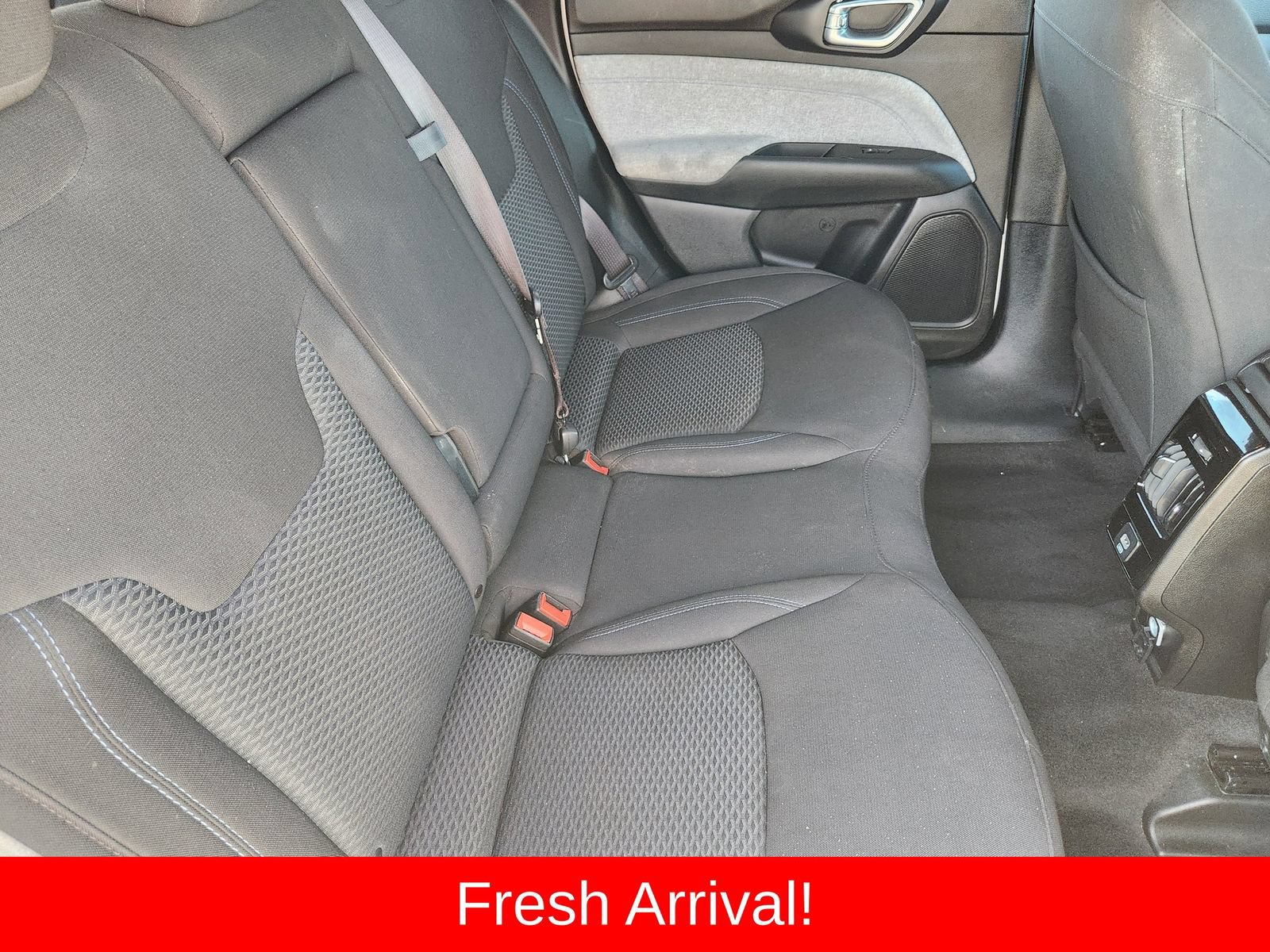 Used 2023 Jeep Compass Sport AWD/4WD image 38