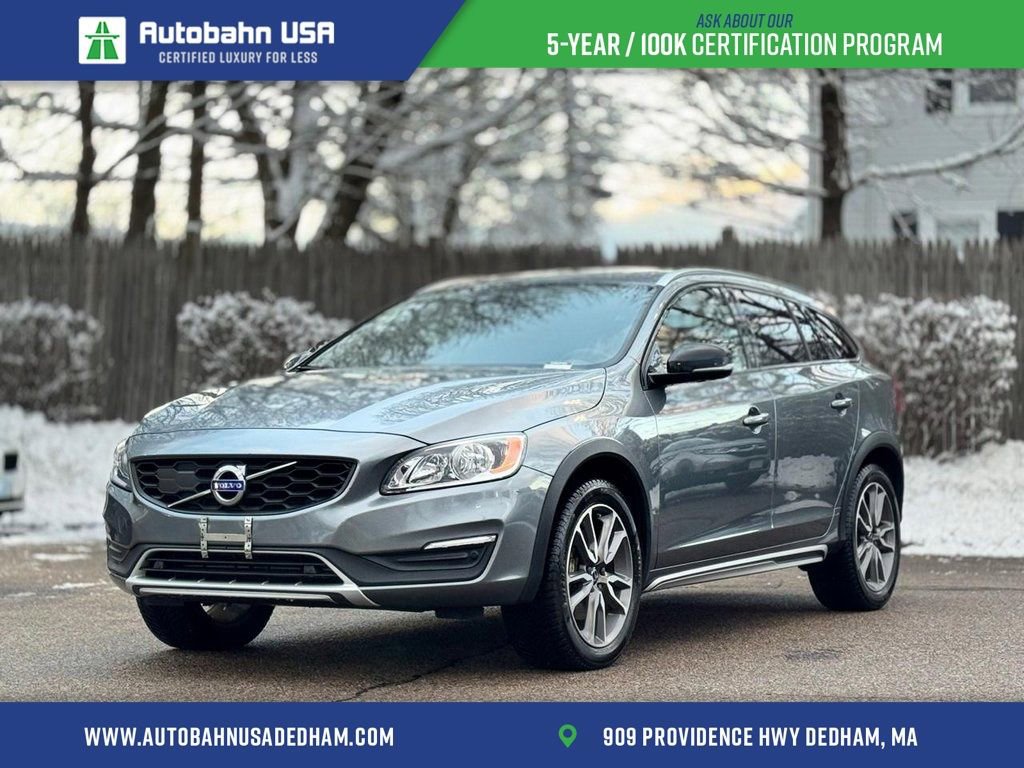 Used 2018 Volvo V60 T5 Cross Country w/ Convenience Package image 1