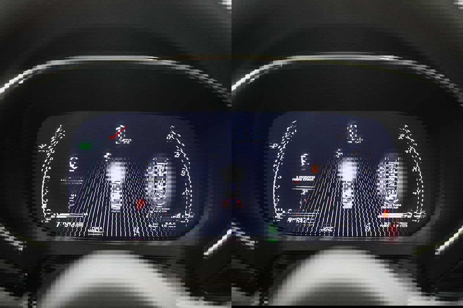 Used 2025 Acura MDX SH-AWD w/ Technology Package image 26