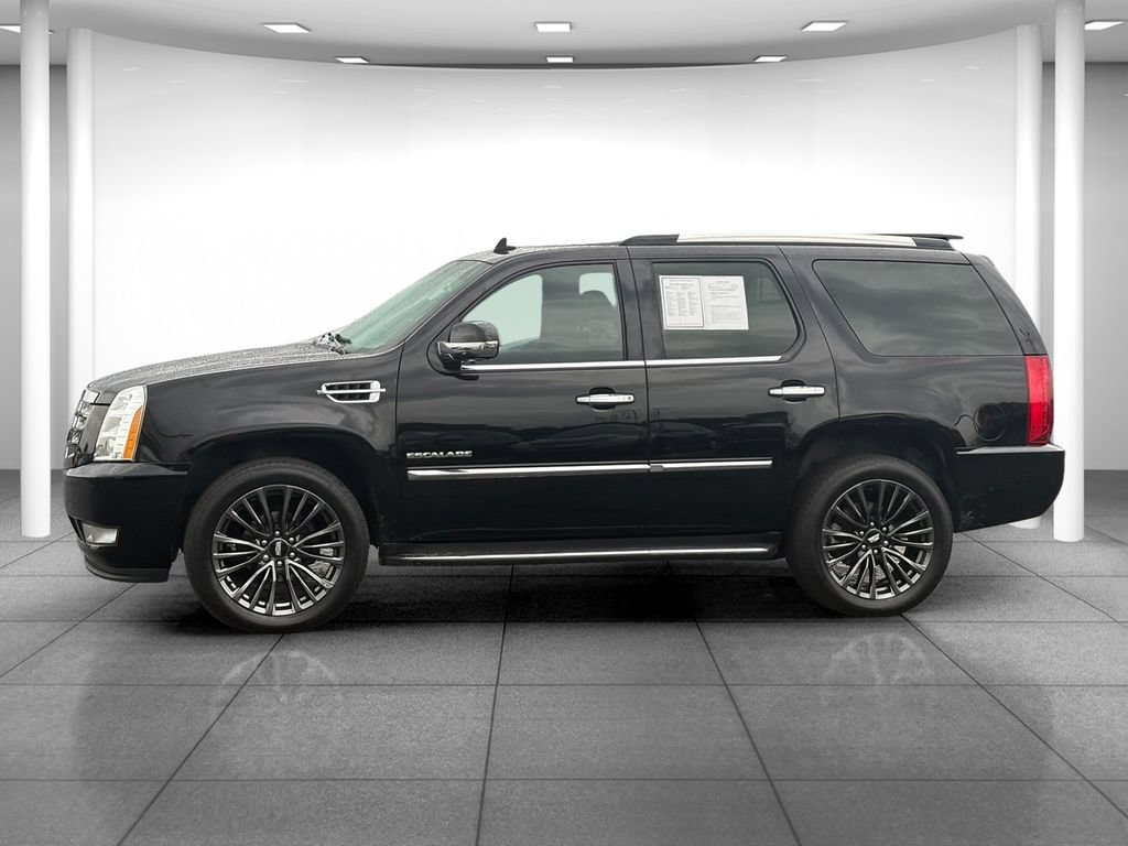 Used 2014 Cadillac Escalade Luxury AWD/4WD image 4