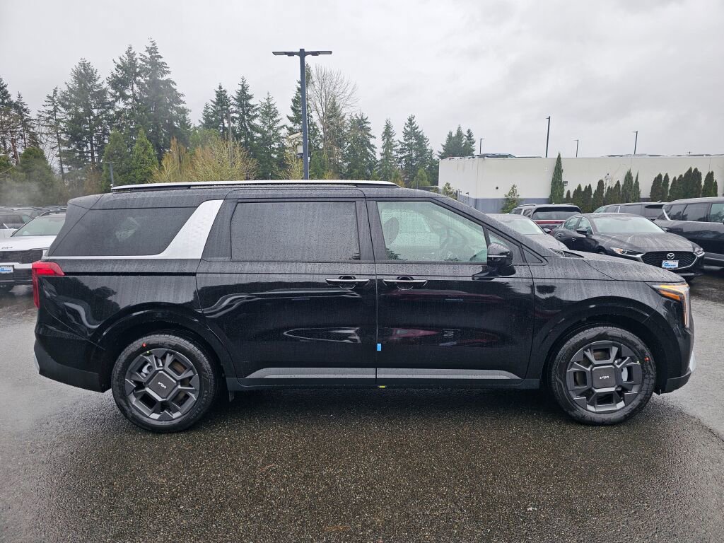 New 2026 Kia Carnival EX image 4