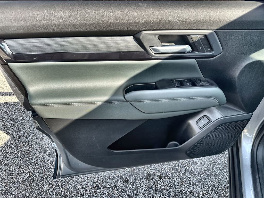 New 2026 GMC Terrain AT4 w/ Convenience Package III image 21