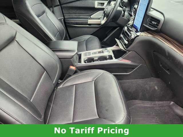 Used 2023 Ford Explorer Limited w/ Limited Technology Package RWD image 13