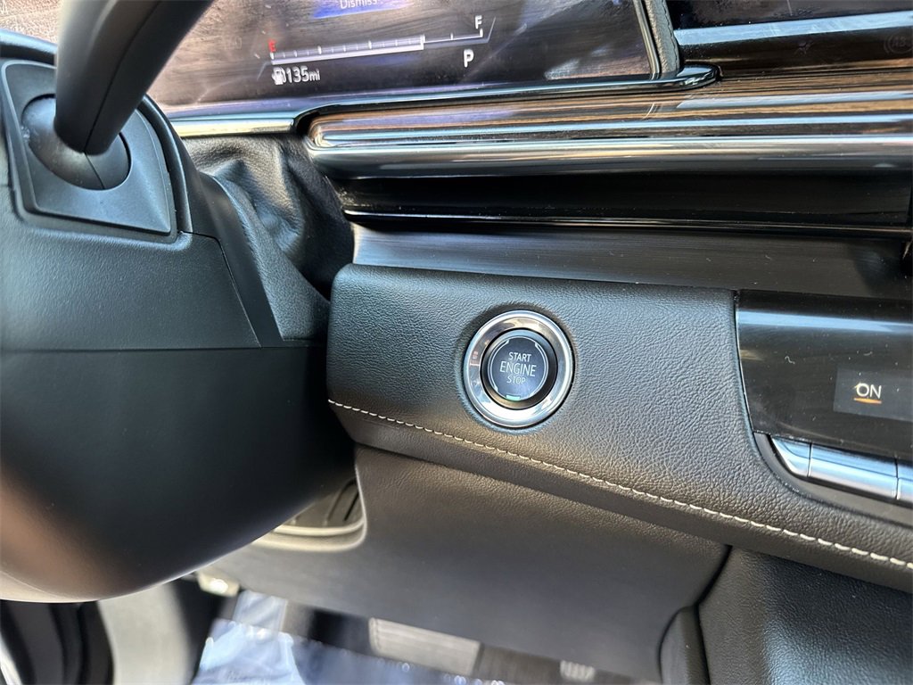 Used 2023 Cadillac Escalade Luxury image 56