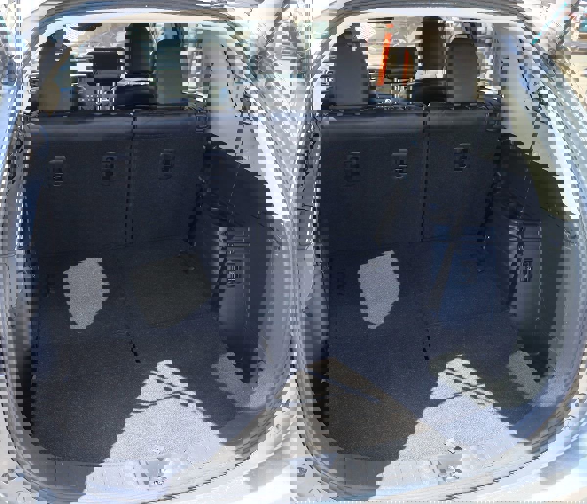 Used 2020 Mitsubishi Outlander SE image 26