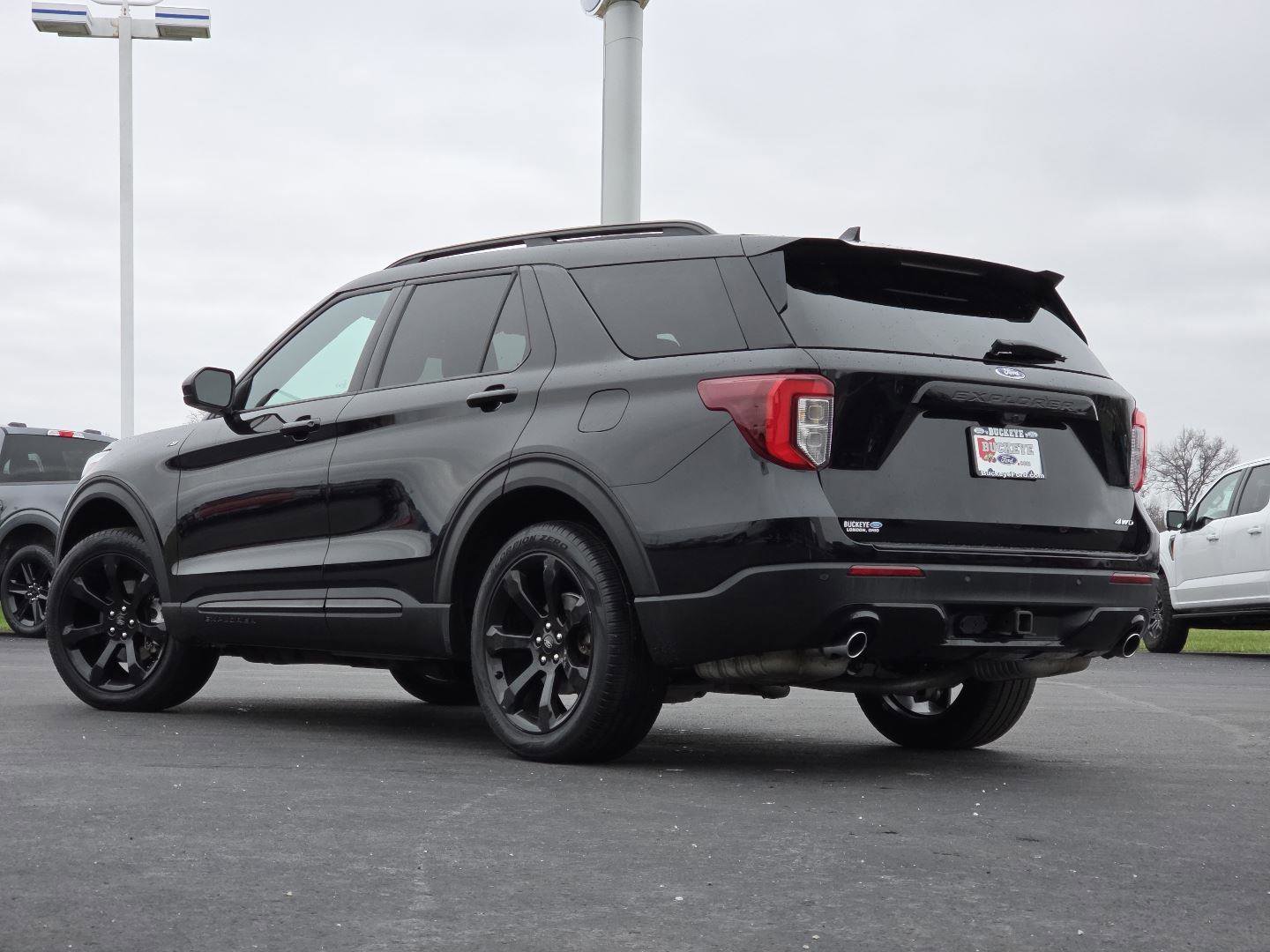 Used 2023 Ford Explorer ST-Line w/ Class IV Trailer Tow Package AWD/4WD image 15