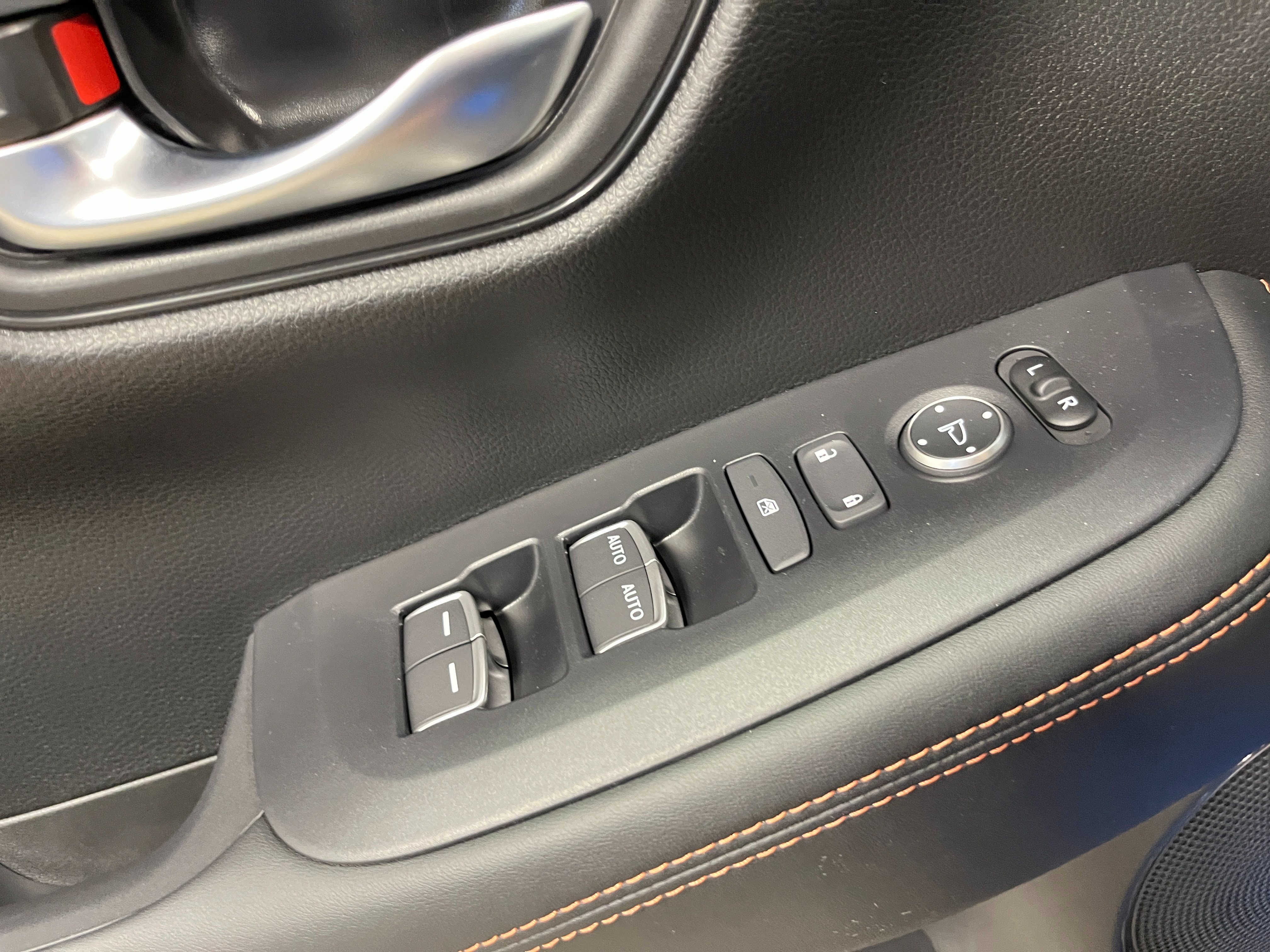 New 2027 Honda HR-V Sport image 17