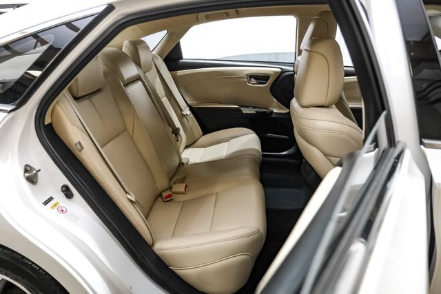 Used 2016 Toyota Avalon XLE FWD image 39