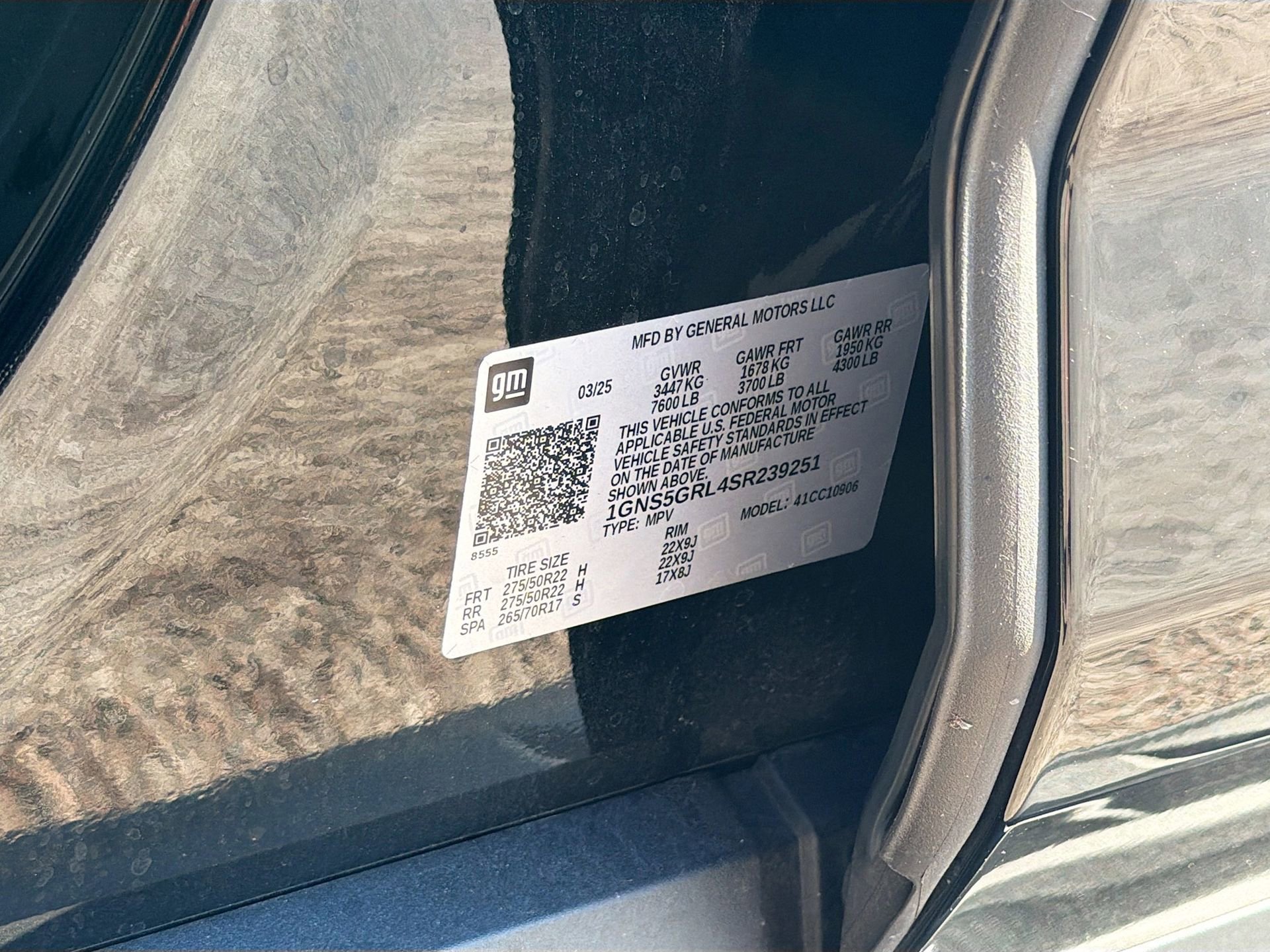 Used 2025 Chevrolet Suburban High Country image 45