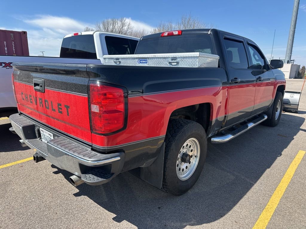 Used 2018 Chevrolet Silverado 1500 LT w/ All Star Edition image 9