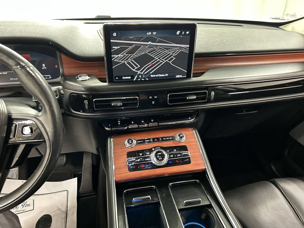 Used 2021 Lincoln Aviator Reserve w/ Equipment Group 201A AWD/4WD image 19