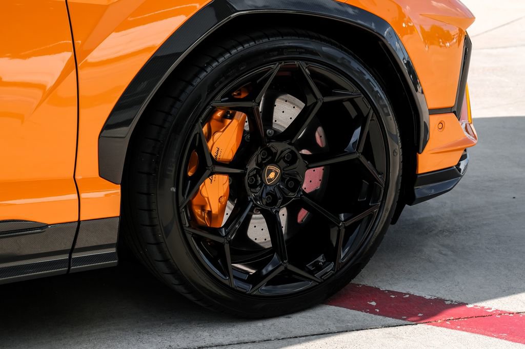 Used 2023 Lamborghini Urus Performante image 59