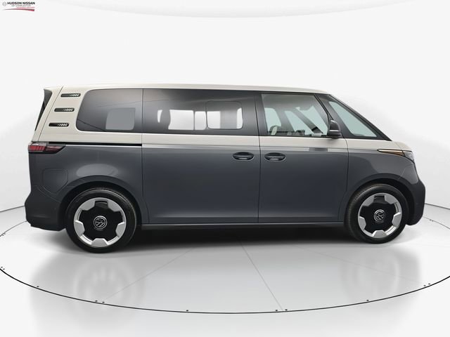 Used 2025 Volkswagen ID. Buzz Pro S Plus image 11