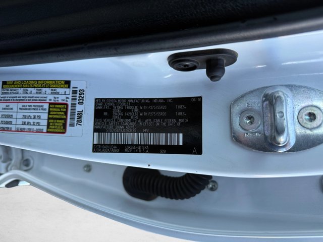 Used 2018 Toyota Sequoia Limited w/ Safety & Convenience Package AWD/4WD image 27