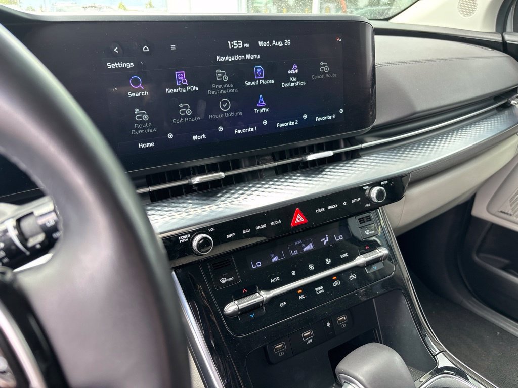 Certified 2024 Kia Carnival SX Prestige FWD image 9
