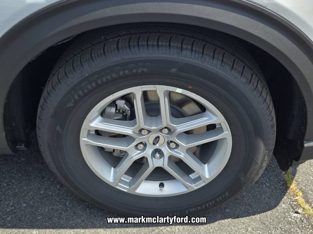 New 2026 Ford Explorer Active w/ Active Comfort Package RWD image 15