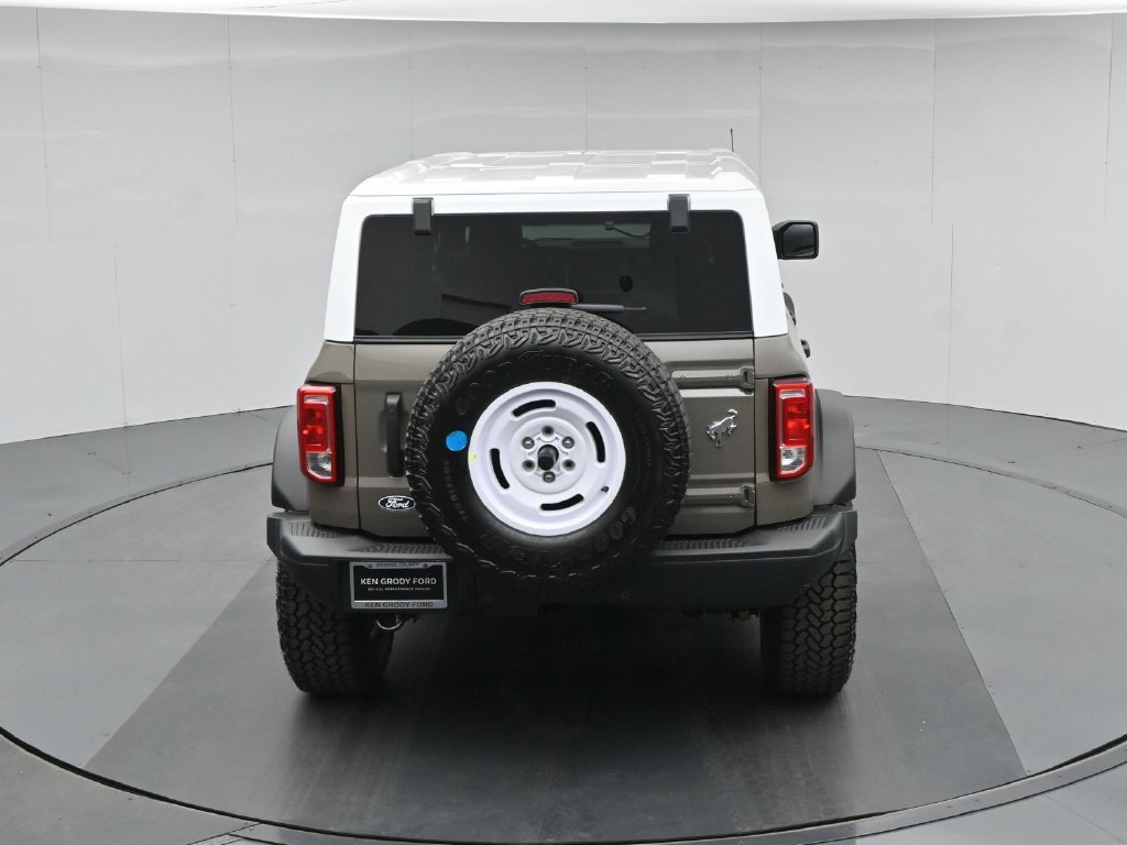 New 2026 Ford Bronco Heritage Edition AWD/4WD image 36