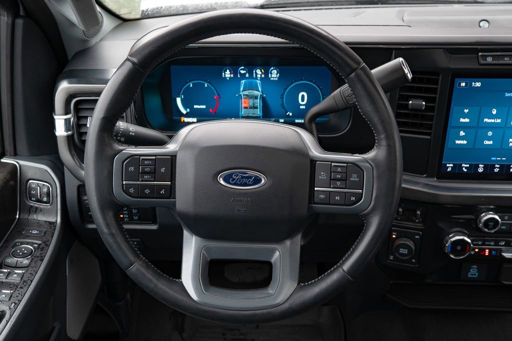 Used 2024 Ford F350 Lariat image 15