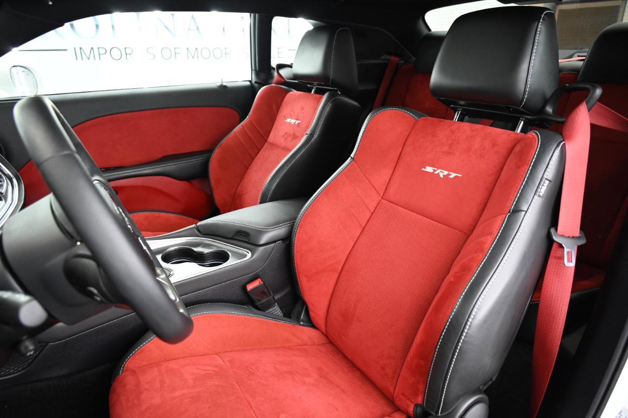 Used 2016 Dodge Challenger SRT Hellcat RWD image 22