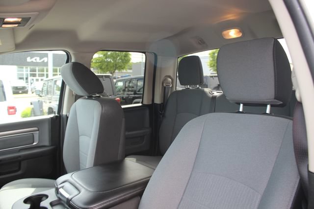 Used 2024 RAM 1500 Classic SLT AWD/4WD image 18
