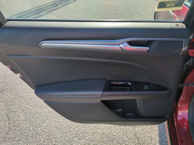 Used 2014 Ford Fusion Titanium FWD image 27