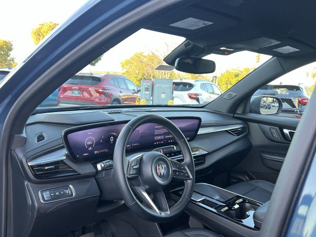 Used 2025 Buick Enclave Preferred image 10