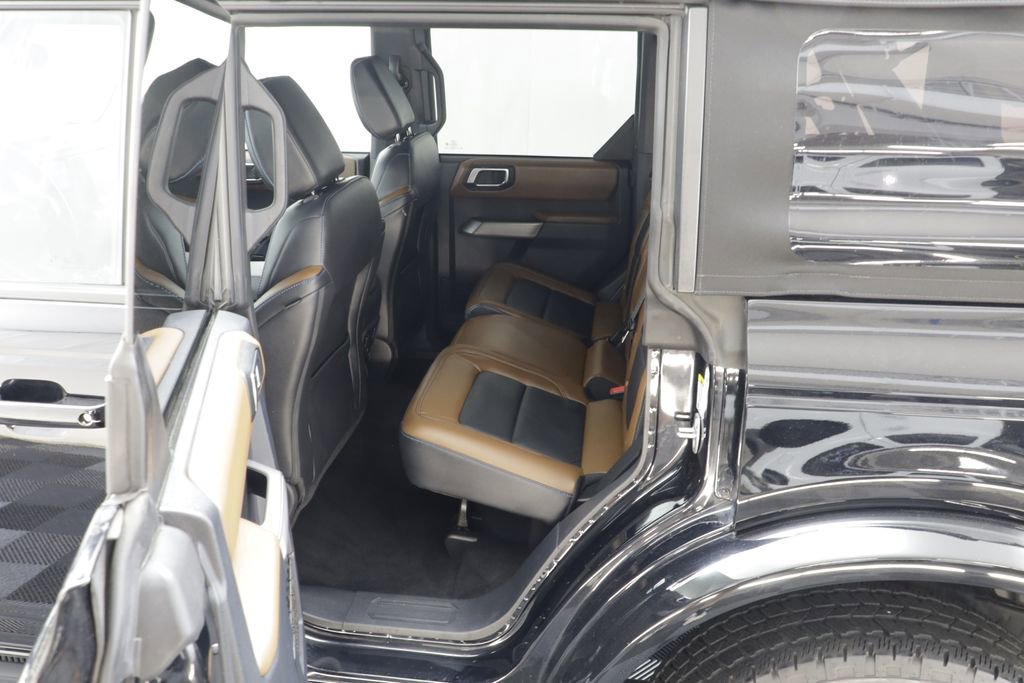 Used 2023 Ford Bronco Outer Banks AWD/4WD image 15
