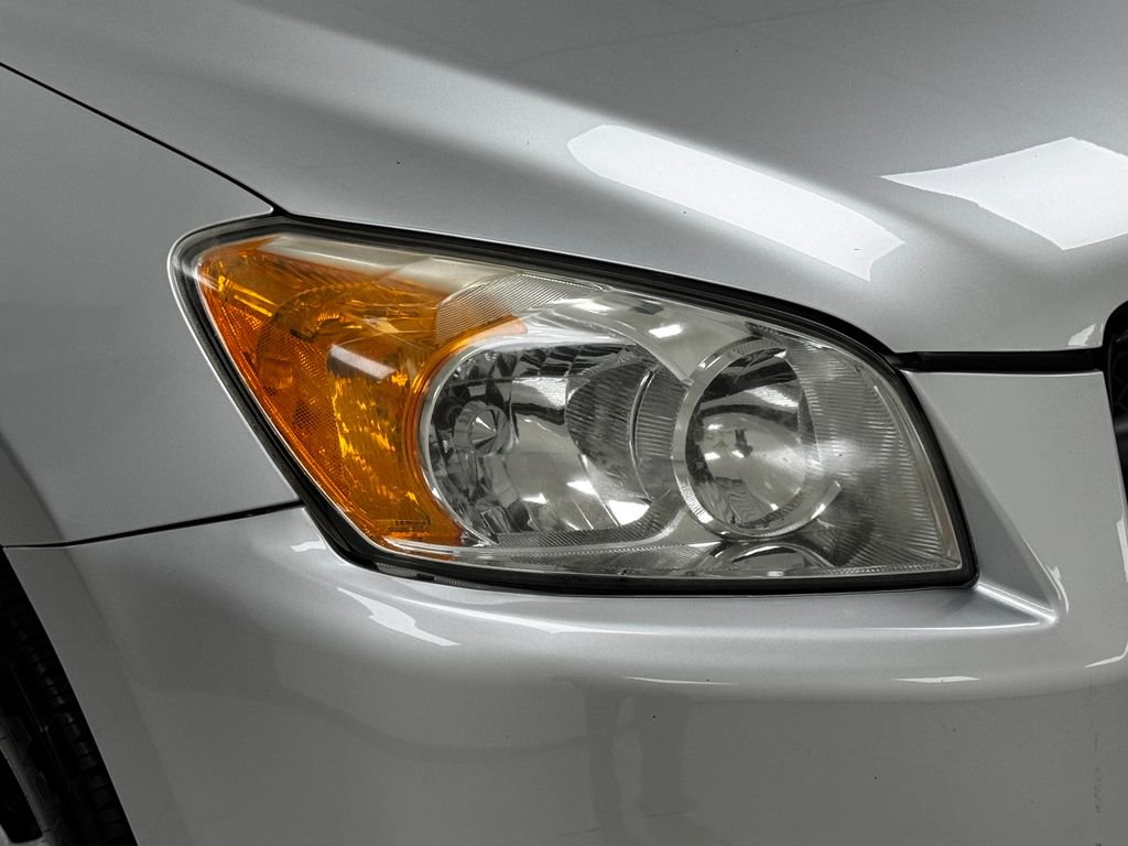 Used 2010 Toyota RAV4 4WD image 32
