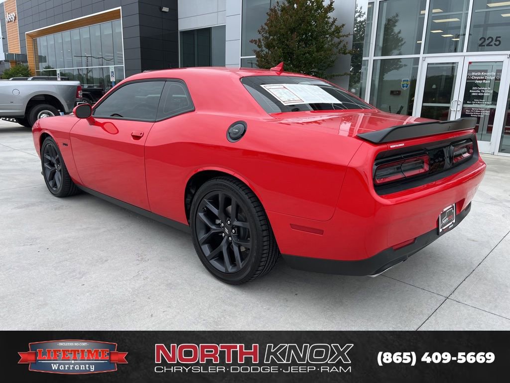 Used 2023 Dodge Challenger R/T w/ Blacktop Package RWD image 15