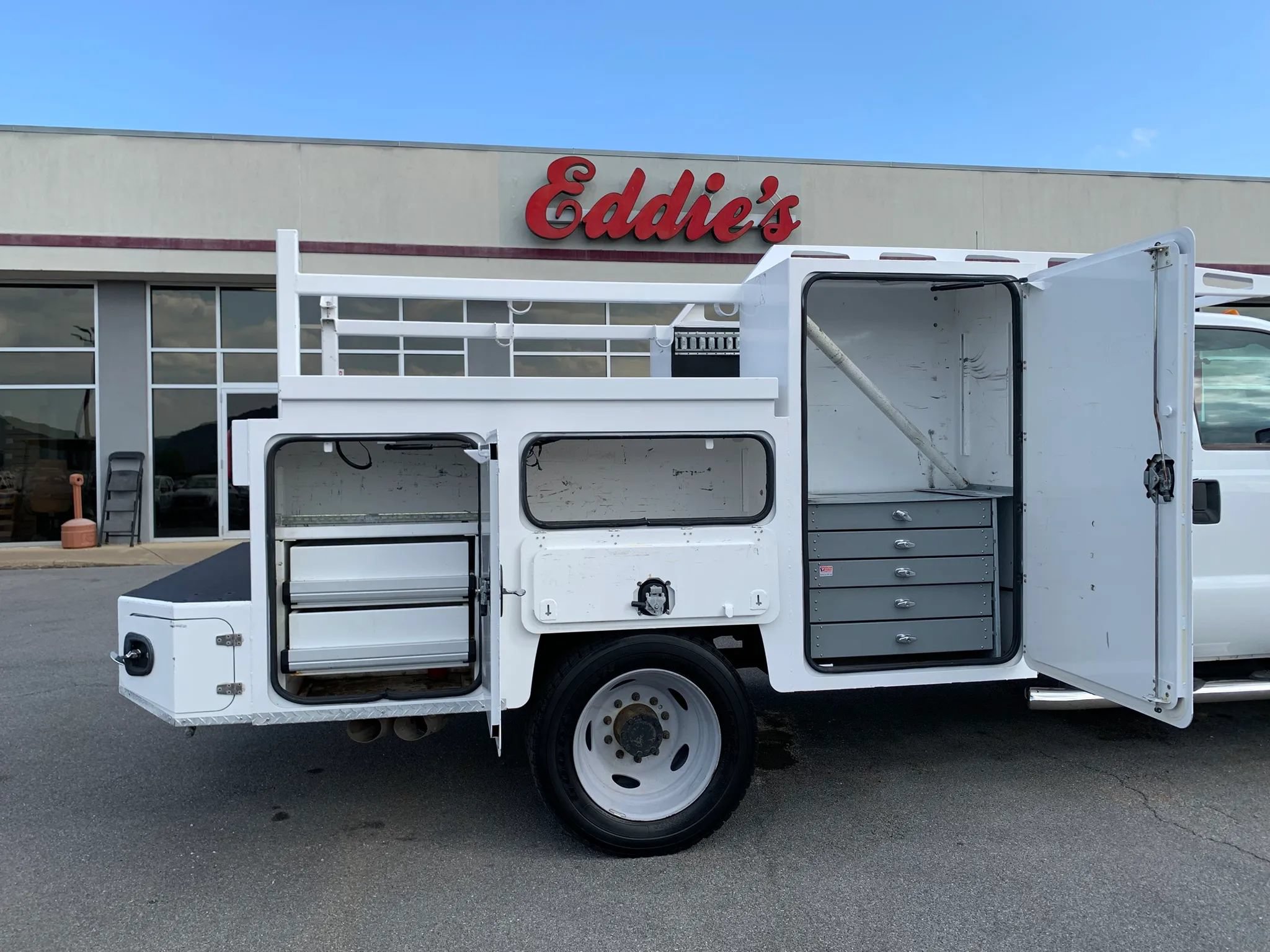 Used 2015 Ford F450 XL w/ Power Equipment Group AWD/4WD image 34