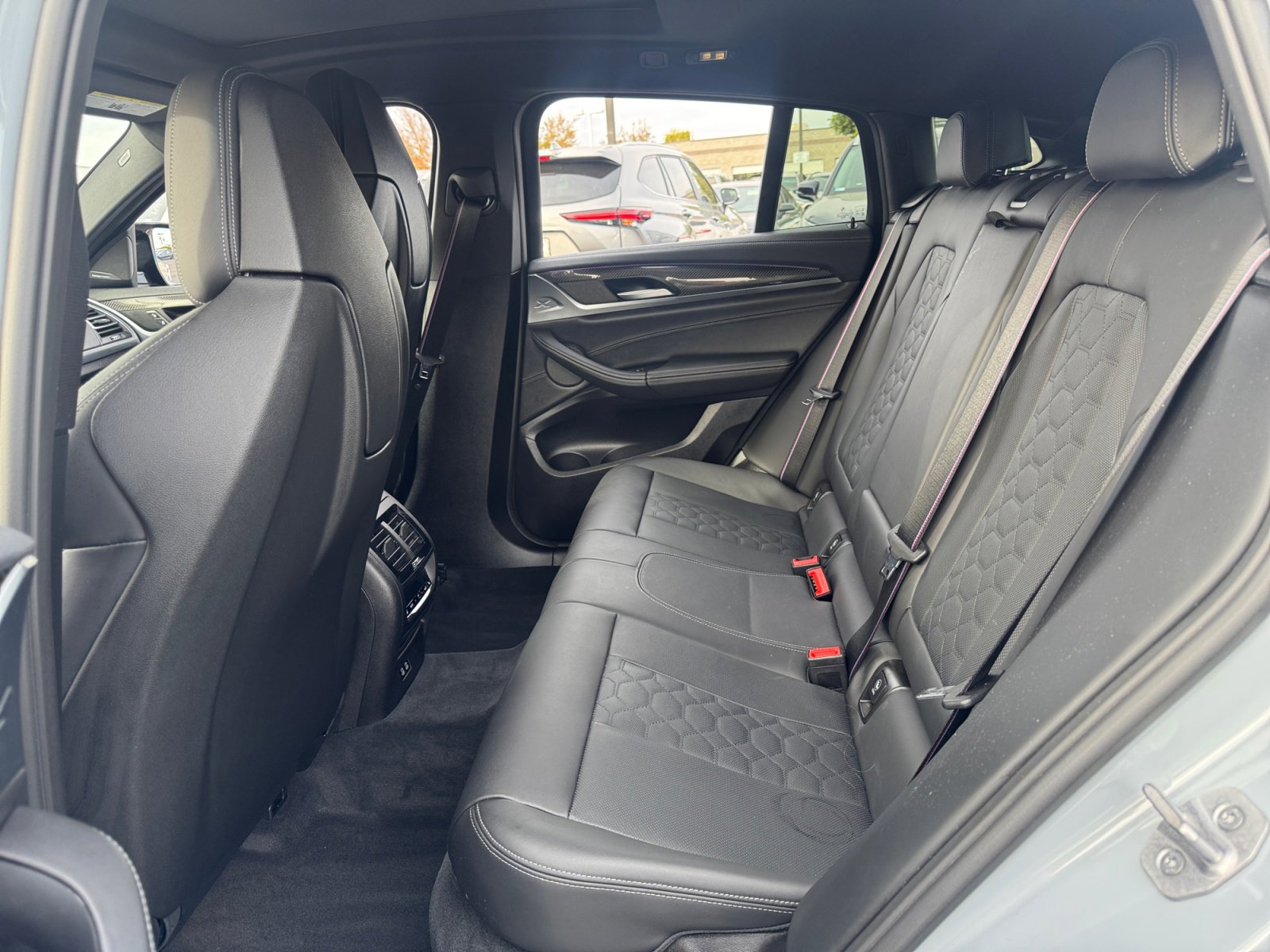 Used 2025 BMW X4 M w/ Competition Package image 17