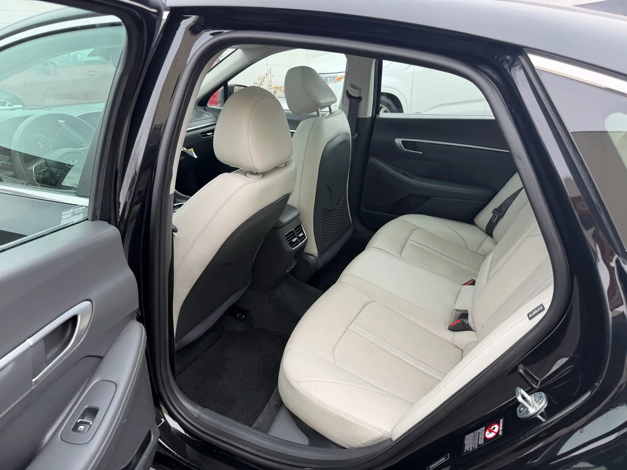 Used 2020 Hyundai Sonata Limited FWD image 31