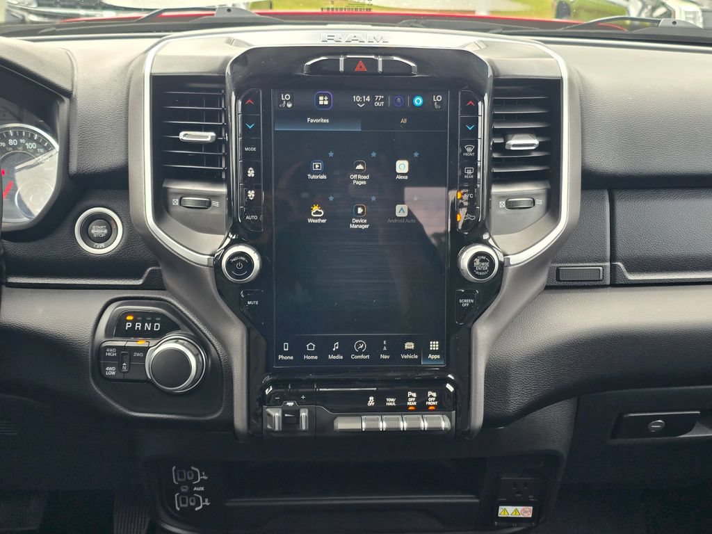 Used 2024 RAM 2500 Big Horn w/ Night Edition AWD/4WD image 17