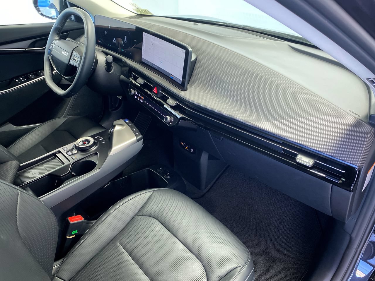 New 2026 Kia EV6 Wind RWD image 30