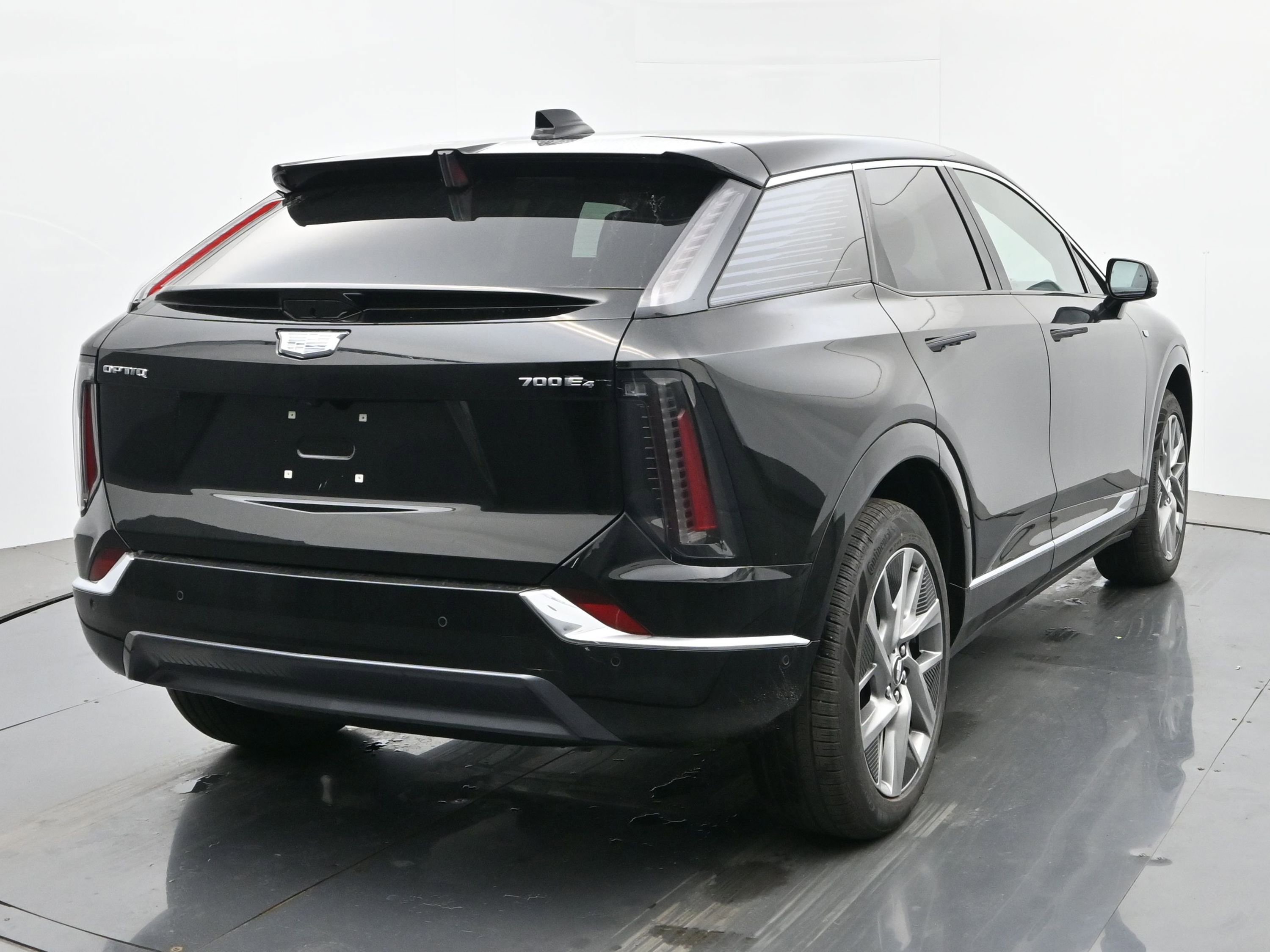 New 2026 Cadillac Optiq Luxury 2 AWD/4WD image 5
